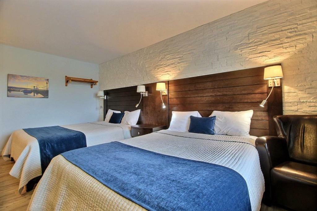 Hotel Motel Le Quiet Lac-Megantic ภายนอก รูปภาพ