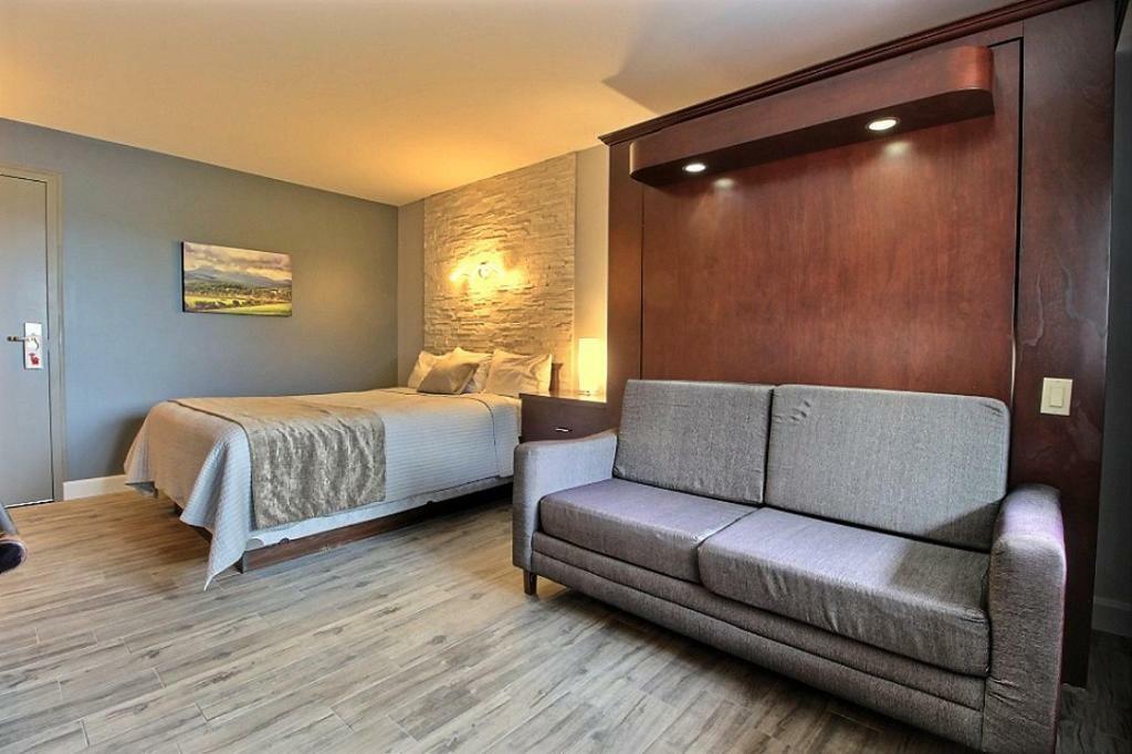 Hotel Motel Le Quiet Lac-Megantic ภายนอก รูปภาพ